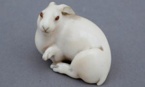The hare with amber eyes, a netsuke belonging to ceramicist Edmund de Waal. Photograph: Martin Argles for the Guardian The Hare with Amber Eyes was been named winner of the Ondaatje Prize for Literature in May 2011.